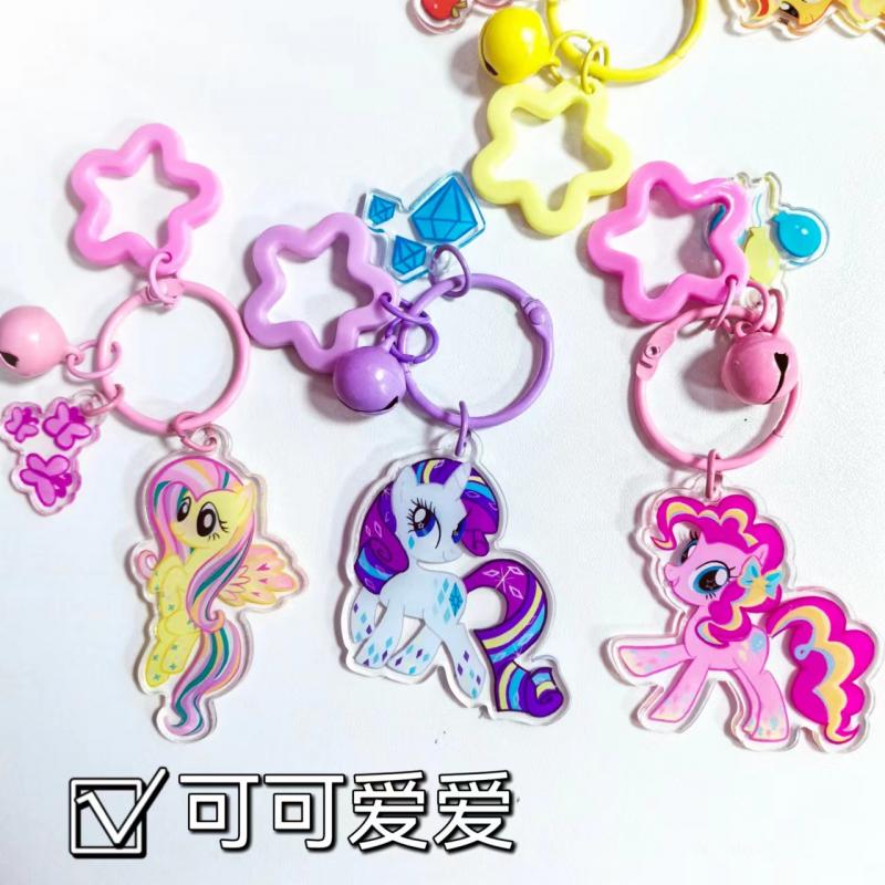 Anime Kawaii Unicorn Keychain  - مراجعة Carabiner Keychain وسعره