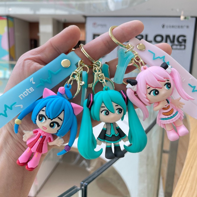 Hatsune Miku Keychain New Crea - مراجعة Carabiner Keychain وسعره